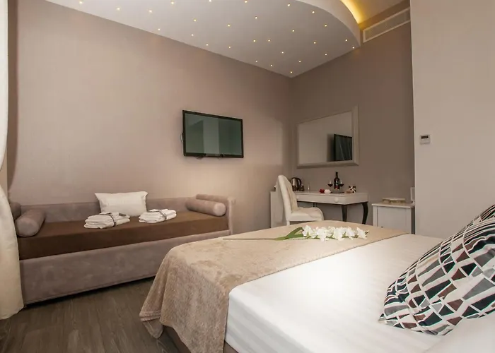 Elenoire & Pensjonat Rzym